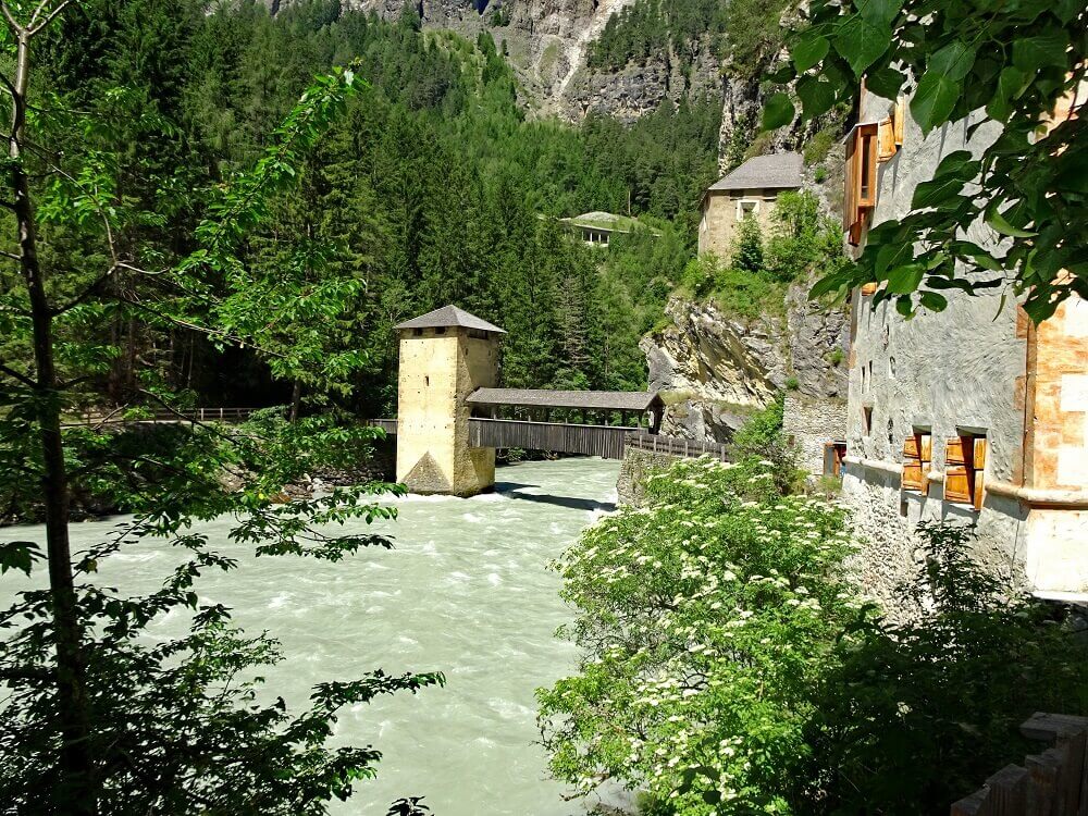 Oostenrijk | Zwitserland | Fietsvakantie van St. Moritz naar Innsbruck | 7 dagen